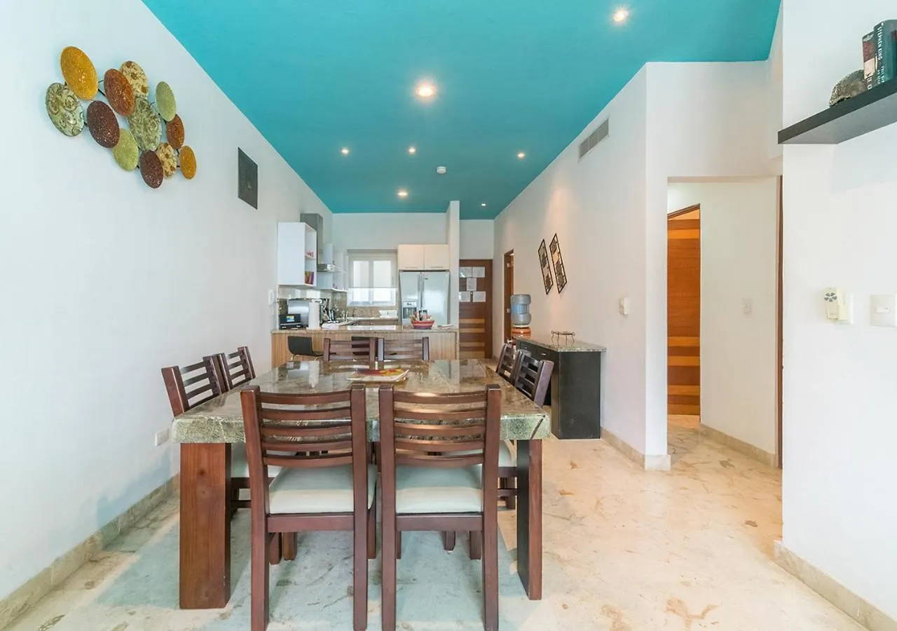 Beachfront Penthouse With 3 Bedrooms & Ocean View - Las Nubes Playa del Carmen Holiday home