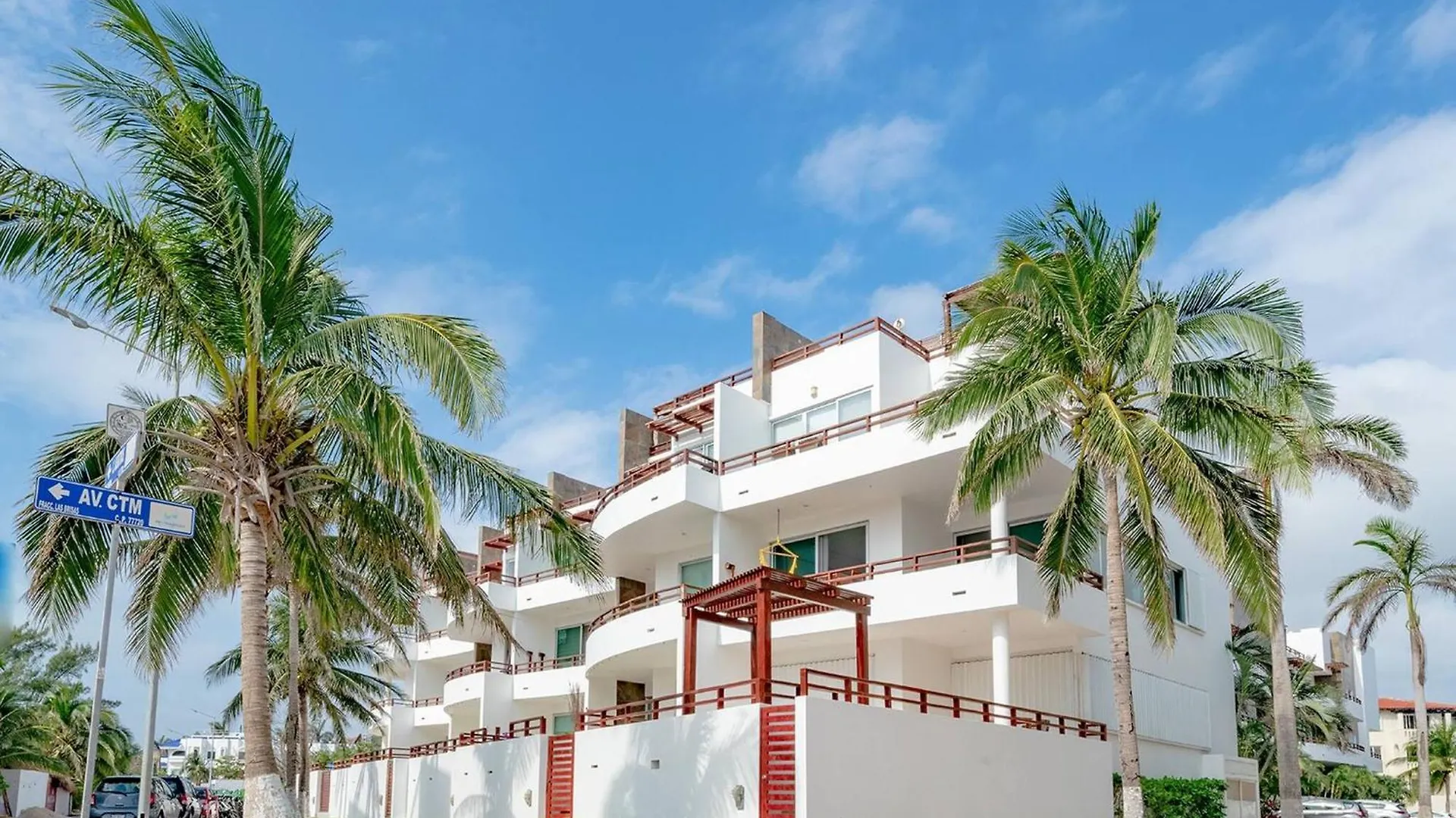 Beachfront Penthouse With 3 Bedrooms & Ocean View - Las Nubes Playa del Carmen Mexico