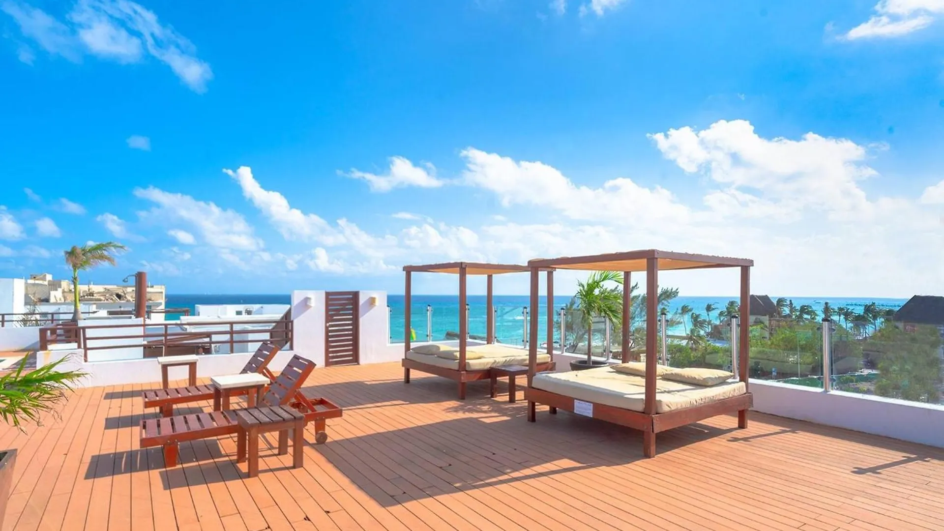 Holiday home Beachfront Penthouse With 3 Bedrooms & Ocean View - Las Nubes Playa del Carmen Mexico