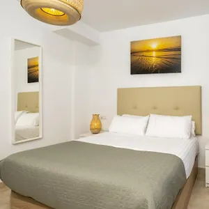 https://villa-bethany.in-canary-islands.com